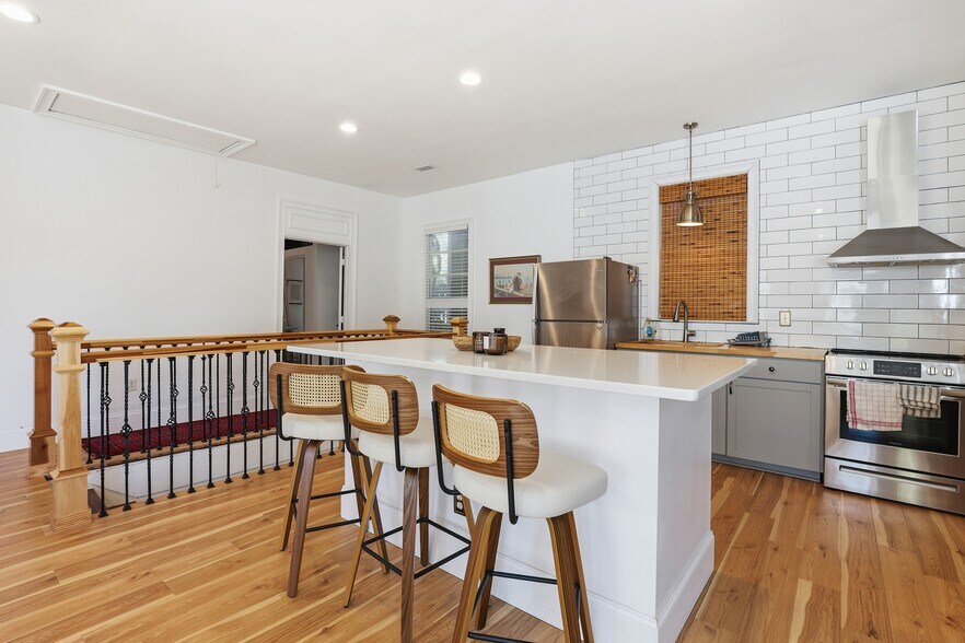 More Photos Of 521 W 37th St, Savannah Multifamily For Sale