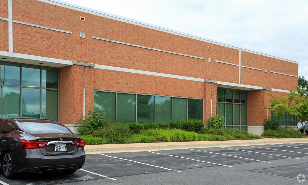More Photos Of 20420 Century Blvd, Germantown Light Manufacturing For Lease