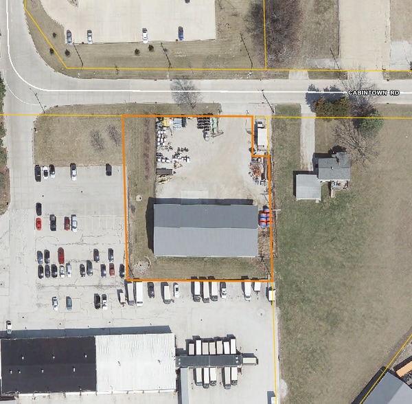 More Photos Of 2014 Cabintown Rd, Bloomington Industrial For Lease