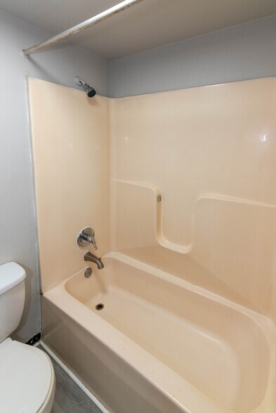 More Photos Of 3901 Dorchester Rd, Baltimore Apartments For Sale
