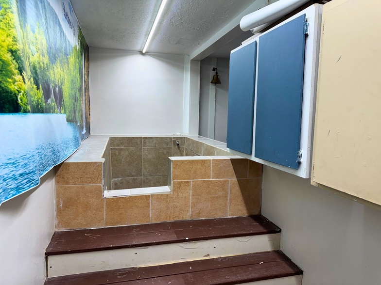 More Photos Of 1922 Dallas St, Pasadena Religious Facility For Sale