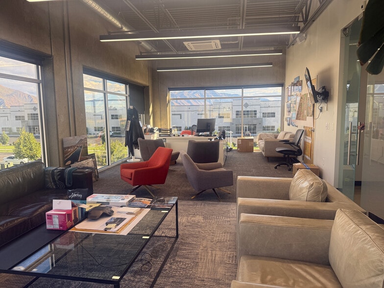 More Photos Of 2208 W 700 S, Springville Light Manufacturing For Sale