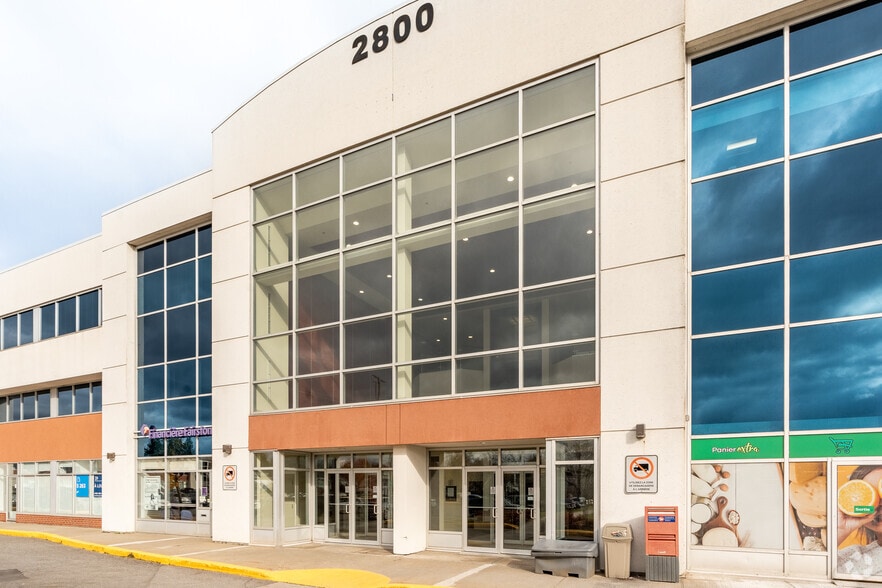 More Photos Of 2800 Av Saint-Jean-Baptiste, Québec Light Distribution For Lease