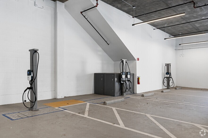 More Photos Of 993 Laurel St, San Carlos Office For Sale