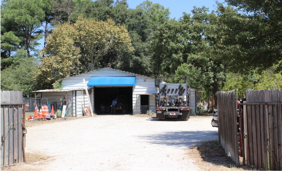 Primary Photo Of 14510 Mary Jane Ln, Tomball Warehouse For Sale