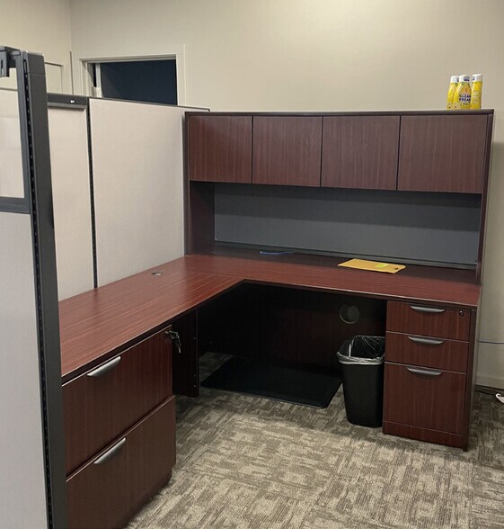 More Photos Of 9505 19th Ave SE, Everett Medical For Lease