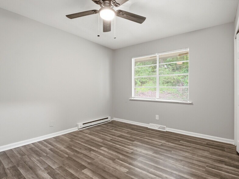 More Photos Of 306 N Jackson St, Salisbury Apartments For Sale