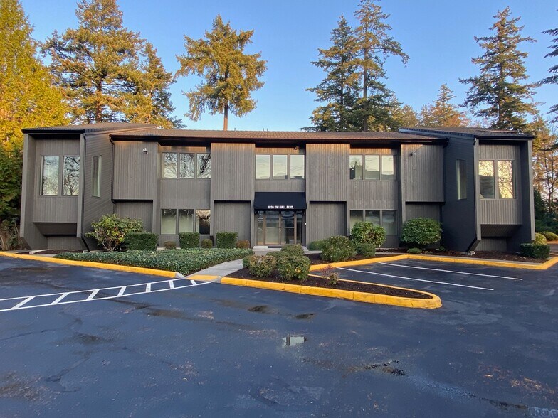 Primary Photo Of 8930 SW Hall Blvd, Portland Office Residential For Lease