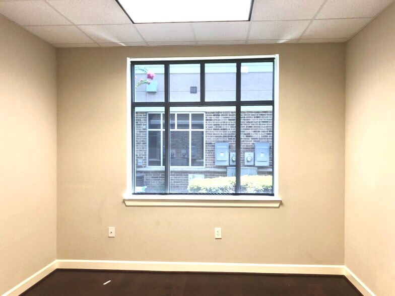 More Photos Of 16000 Park Ten Pl, Houston Medical For Lease