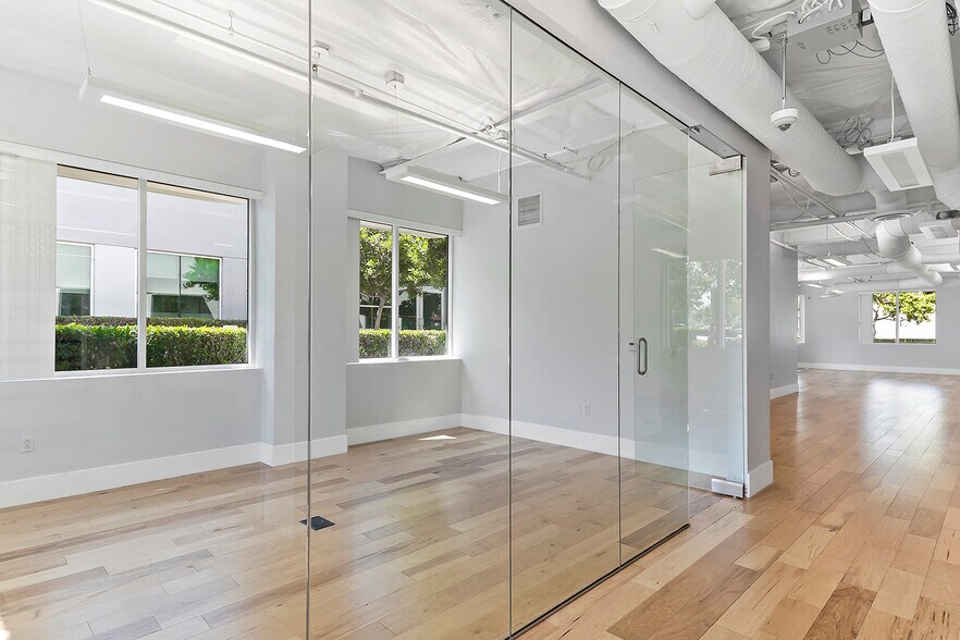 More Photos Of 9205 Research Dr, Irvine Loft Creative Space For Sale