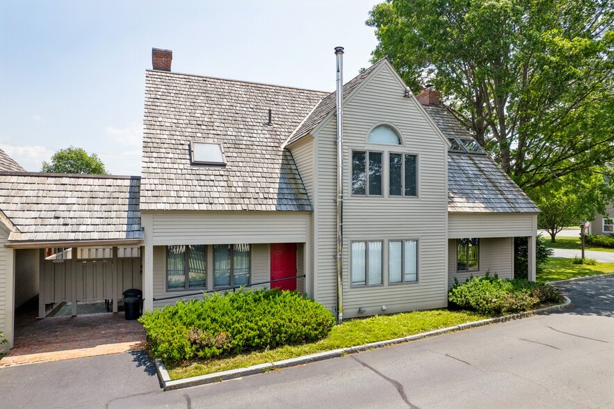 More Photos Of 68 Lyme Rd, Hanover Office Residential For Sale