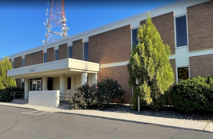 Primary Photo Of 1200 E Mermaid Ln, Wyndmoor Light Distribution For Lease