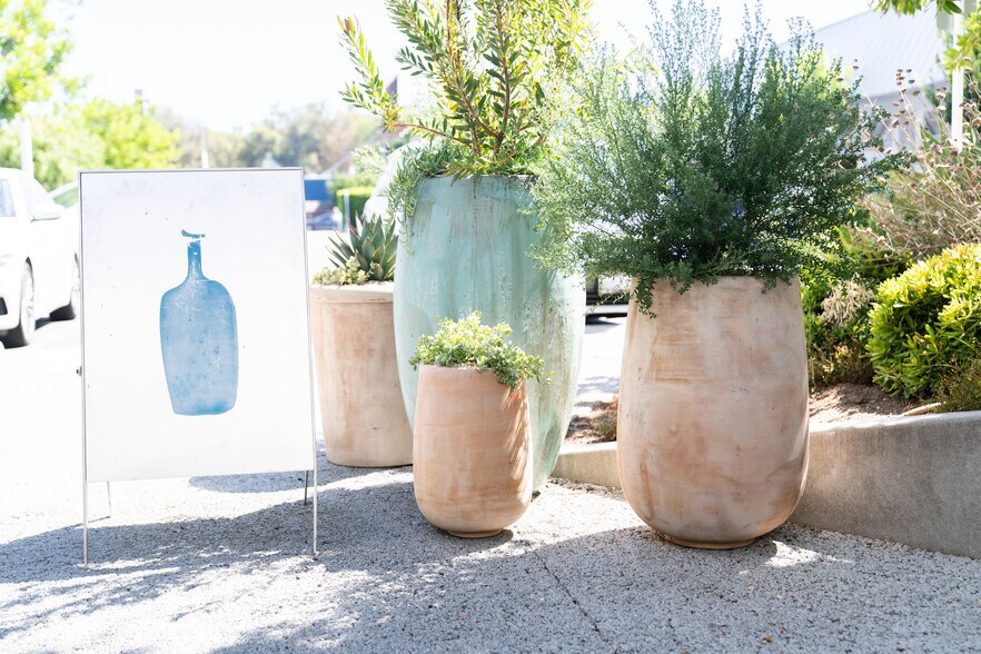 More Photos Of 20929 Ventura Blvd, Woodland Hills Unknown For Lease