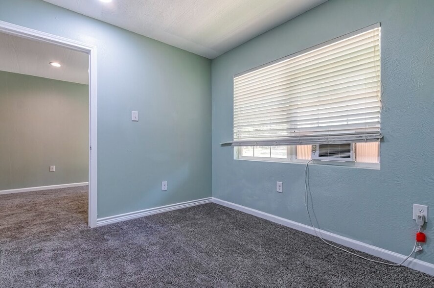More Photos Of 229 Bishop, Livingston Apartments For Sale