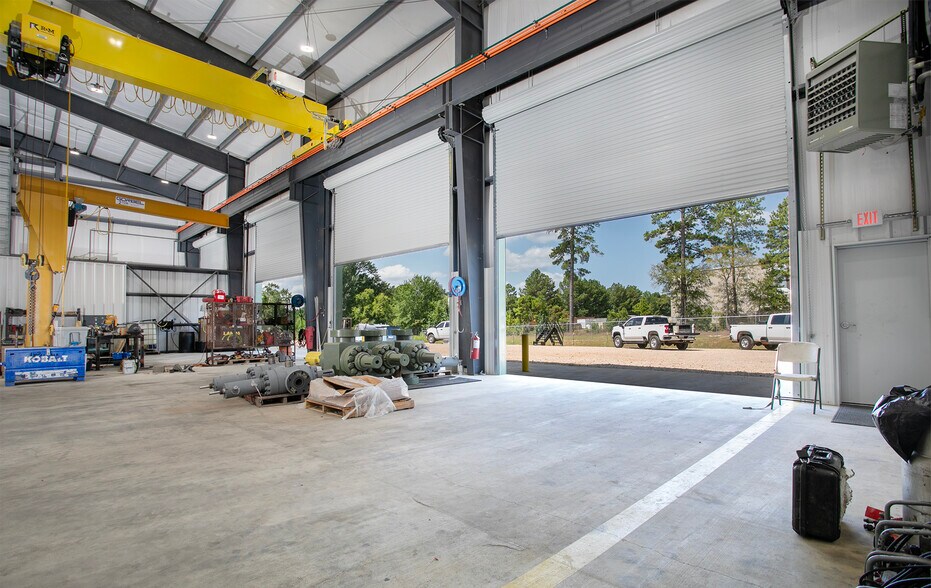 More Photos Of 2302 Neiman Marcus Pky, Longview Industrial For Sale