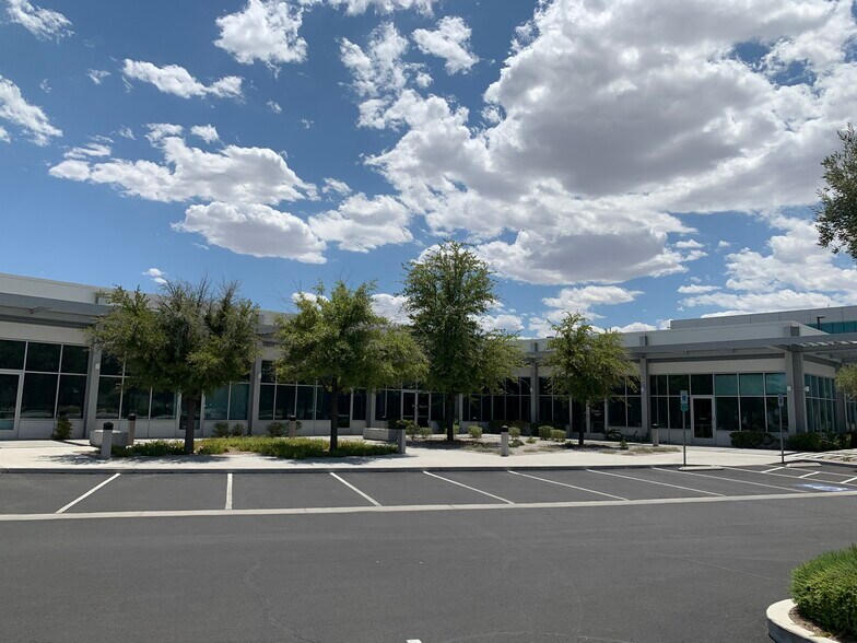 More Photos Of 6650 Via Austi Pky, Las Vegas Office For Lease