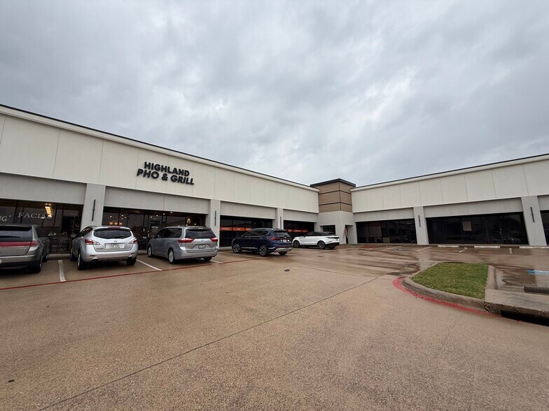 More Photos Of 1800-1862 Justin Rd, Highland Village Unknown For Lease