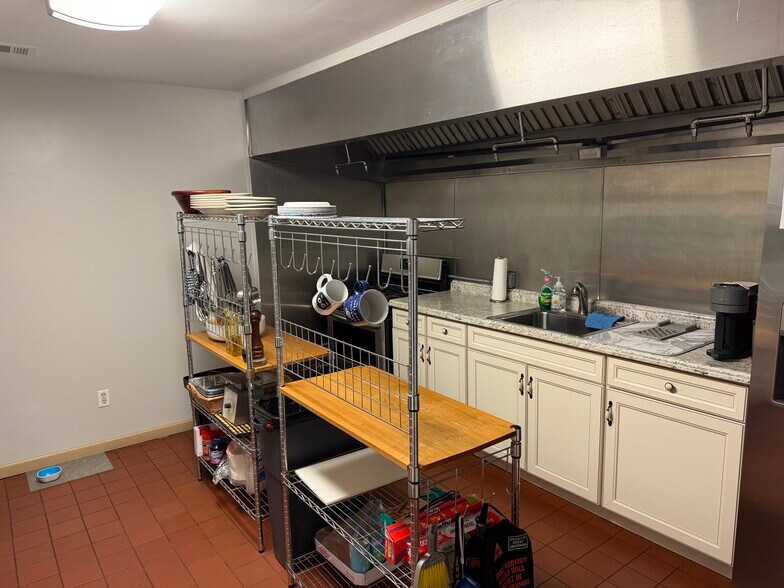 More Photos Of 2600 Park Blvd, Wildwood Storefront Retail Residential For Sale