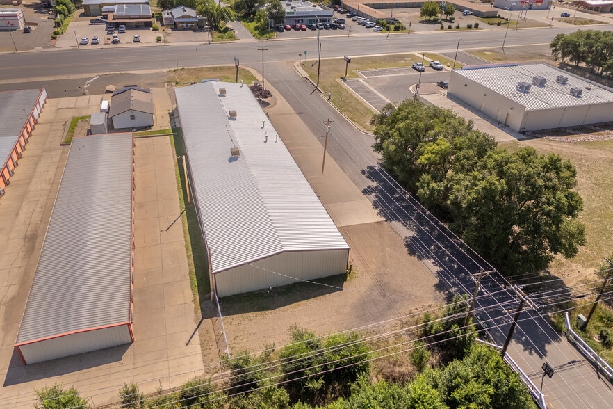 More Photos Of 1190 S 2nd St, Raton General Retail For Sale