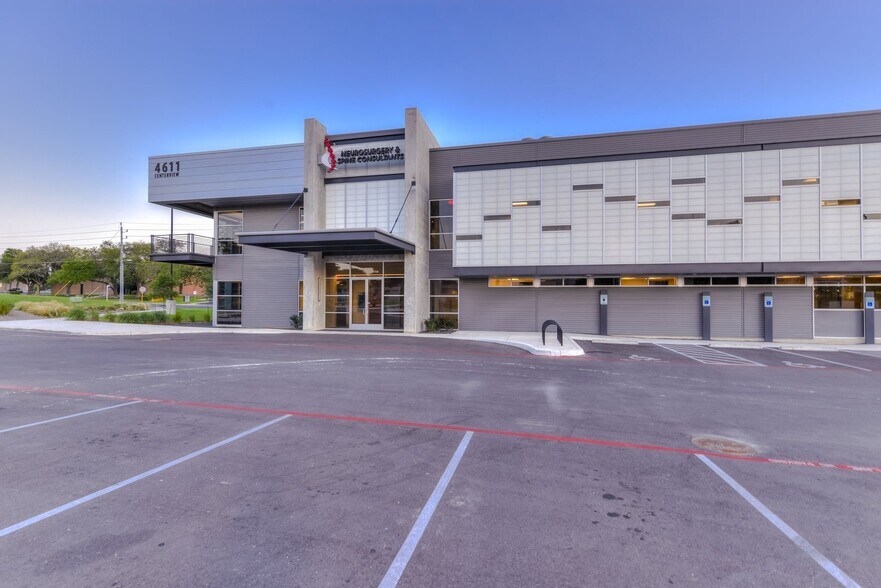 More Photos Of 4611 Centerview, San Antonio Medical For Sale
