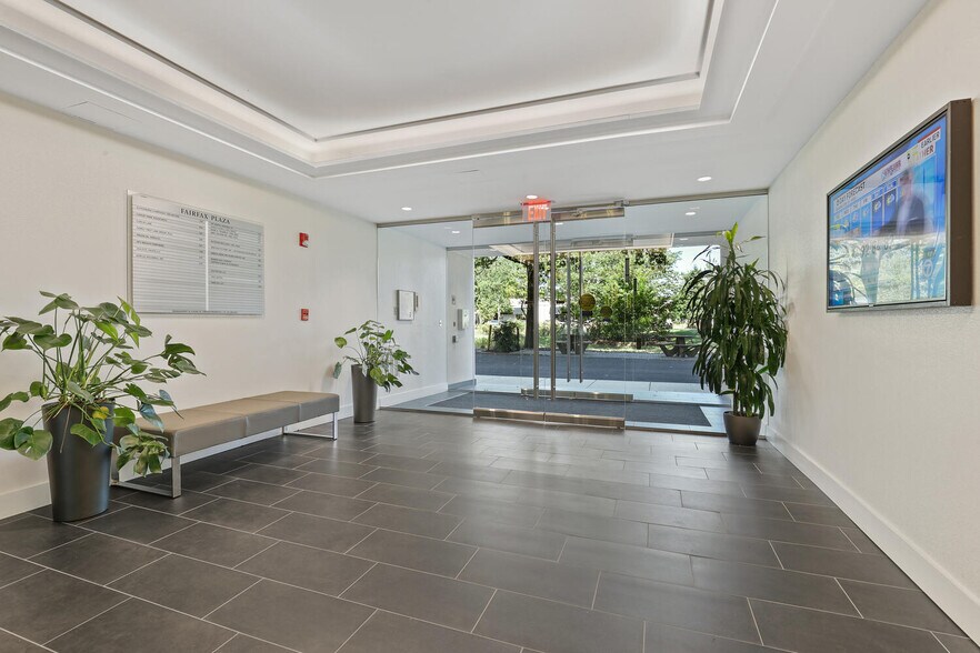 More Photos Of 700 N Fairfax St, Alexandria Office For Lease