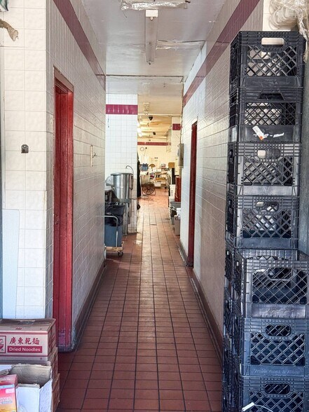 More Photos Of 840 E US Highway 60, Monett General Retail For Sale