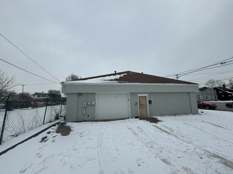 More Photos Of 1691 Cleveland Ave, Columbus Office For Sale
