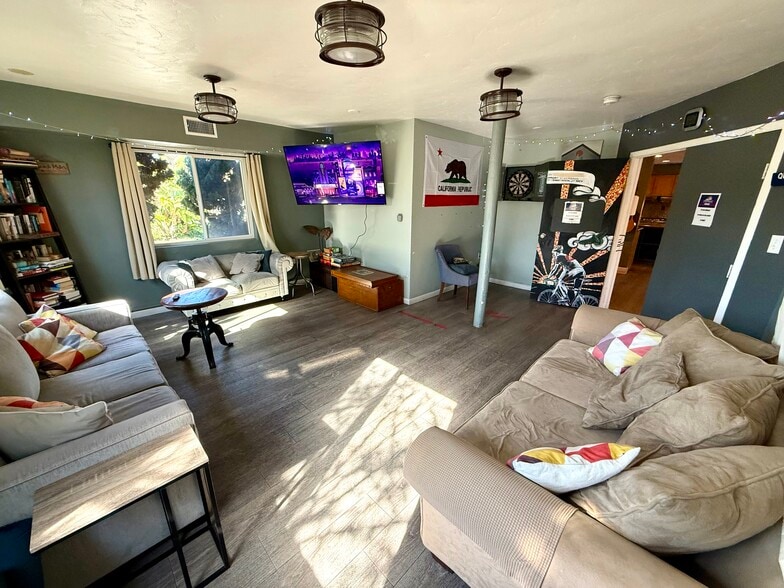 More Photos Of 3790 Udall St, San Diego Hospitality For Sale