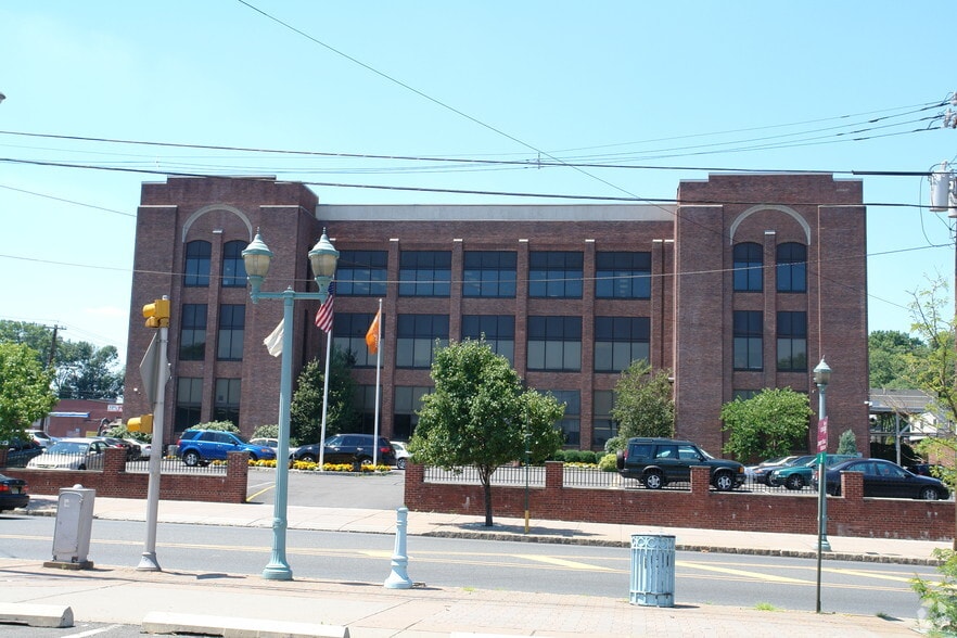 More Photos Of 200 Elmora Ave, Elizabeth Manufacturing For Lease