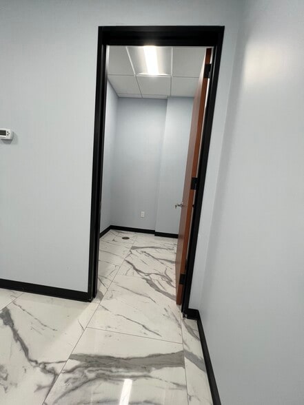 More Photos Of 18630 Intercontinental Crossing Dr, Houston Warehouse For Lease