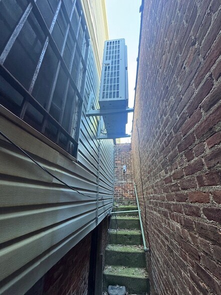 More Photos Of 236 16th St, Brooklyn Storefront Retail Residential For Sale