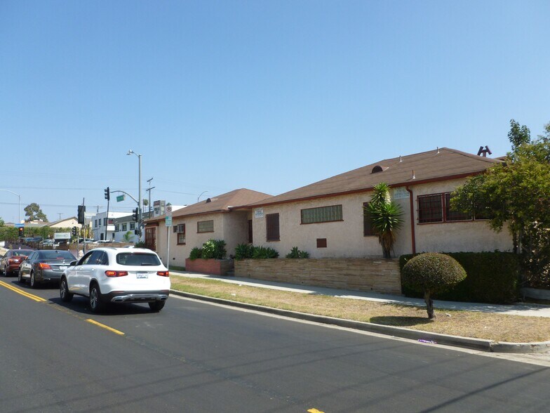 More Photos Of 3956 W Slauson Ave, Los Angeles Medical For Sale