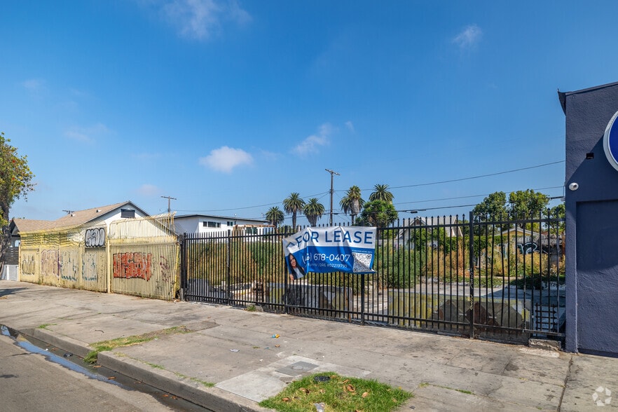 More Photos Of 1021-1025 W Florence Ave, Los Angeles Land For Sale