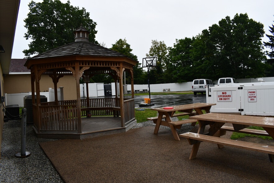 More Photos Of 140 Queen City Ave, Manchester Rehabilitation Center For Sale