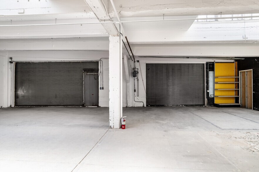 More Photos Of 245 S Van Ness Ave, San Francisco Warehouse For Lease