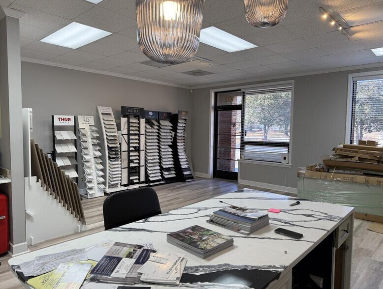 More Photos Of 228 Westinghouse Blvd, Charlotte Office For Lease