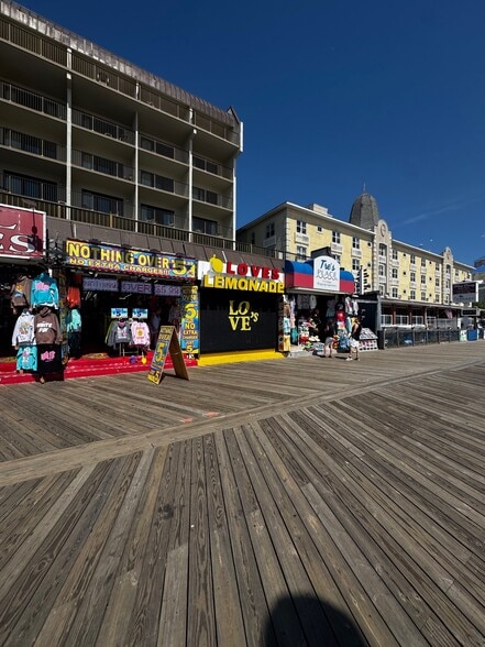 More Photos Of 107 Atlantic Ave, Ocean City General Retail For Sale
