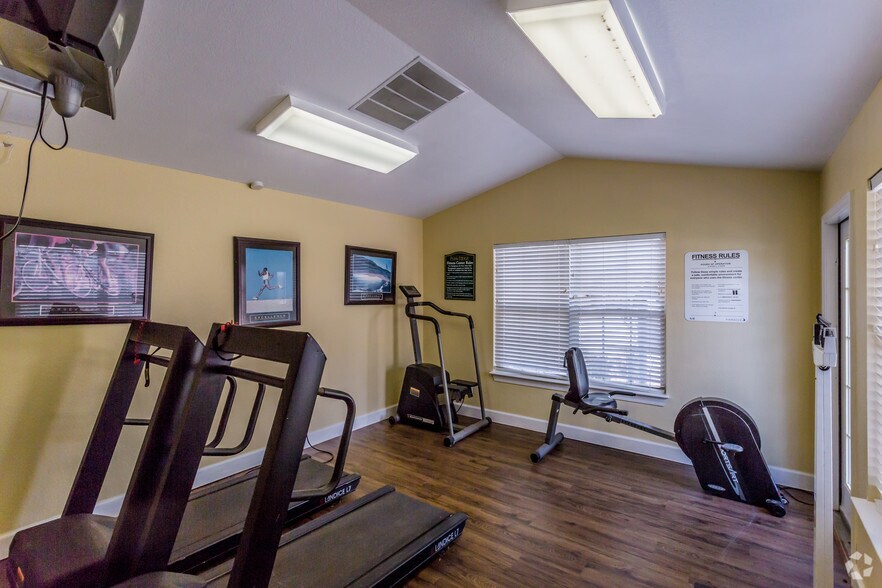 More Photos Of 141 Market St, Monticello Apartments For Sale