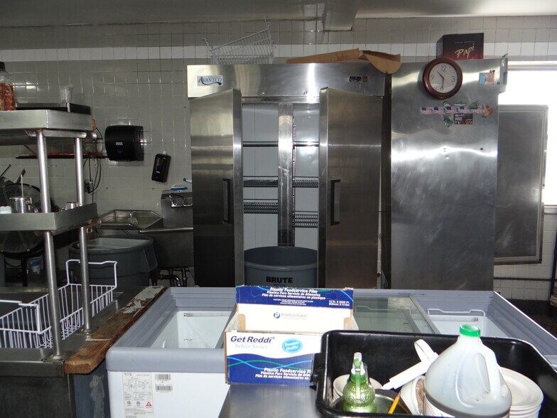 More Photos Of 1725 US-9W Hwy, Milton Hospitality For Sale