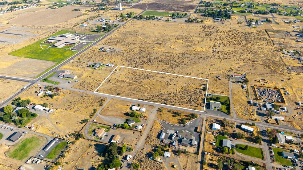 More Photos Of 1940 NE 10th St, Hermiston Land For Sale