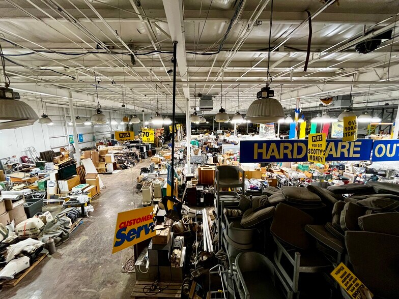 More Photos Of 30200 Old Dixie Hwy, Homestead Storefront For Sale