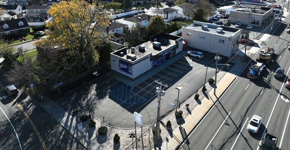 More Photos Of 2138 Hempstead Tpke, East Meadow Convenience Store For Lease