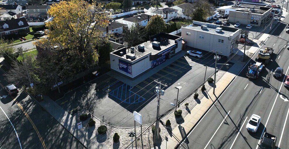 More Photos Of 2138 Hempstead Tpke, East Meadow Convenience Store For Lease