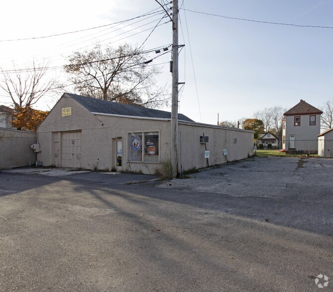 Primary Photo Of 117 N Main St, Pleasantville Flex For Lease