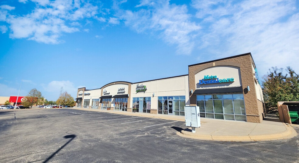 Primary Photo Of 1731-1759 17th Ave E, Shakopee Storefront For Lease