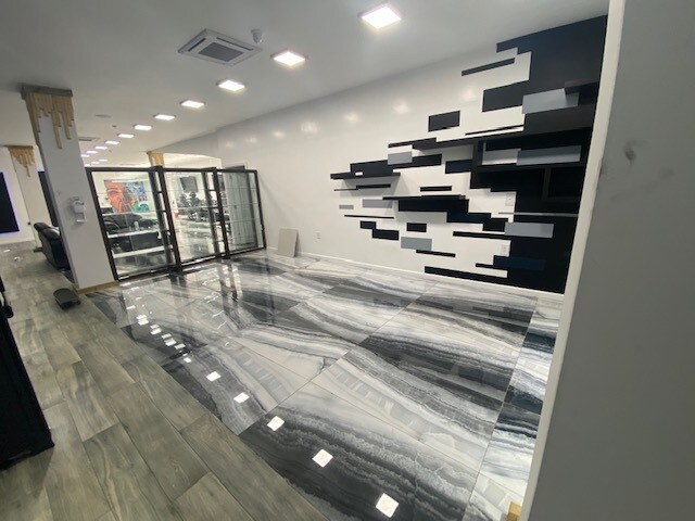 More Photos Of 3008-3010 Jerome Ave, Bronx Warehouse For Lease