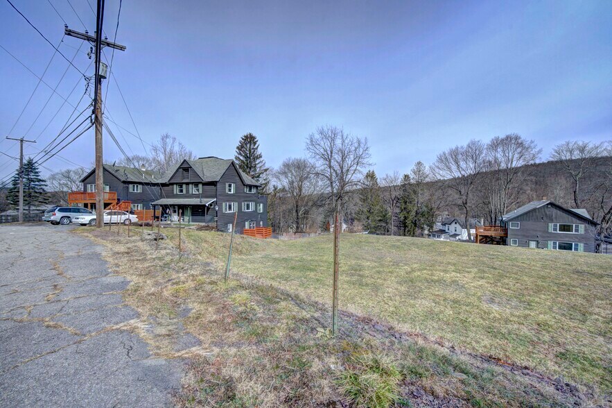 More Photos Of 141 Bellemonte Ave, Hawley Apartments For Sale