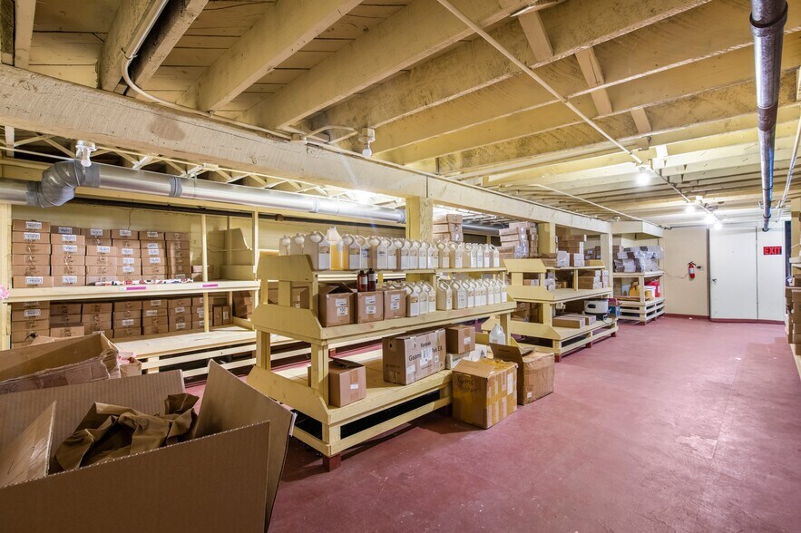 More Photos Of 1652 Grand Ave, Saint Paul Storefront Retail Office For Lease