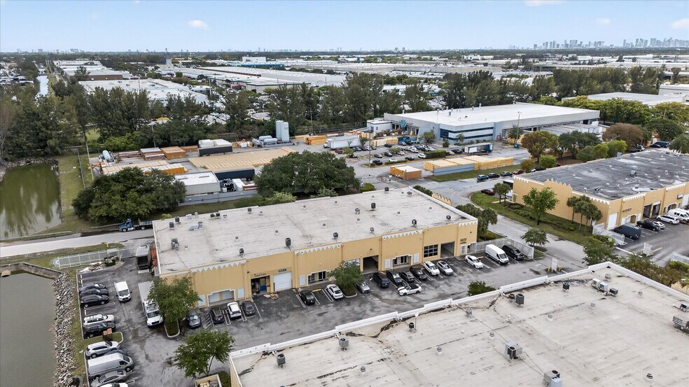 More Photos Of 3815 NW 125th st, Opa-locka Warehouse For Lease