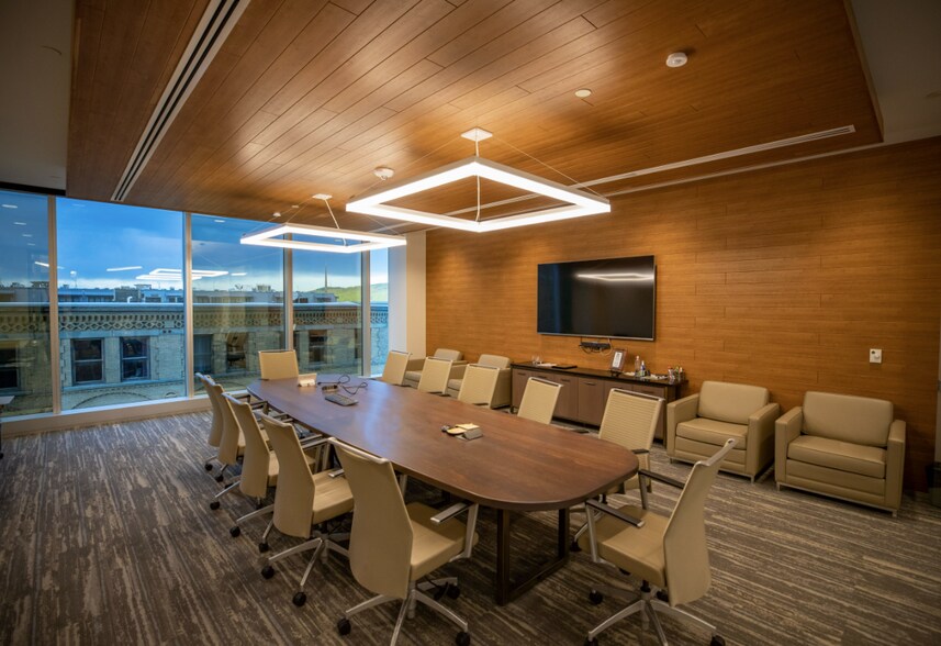 More Photos Of 600 Hamilton St, Allentown Office For Lease